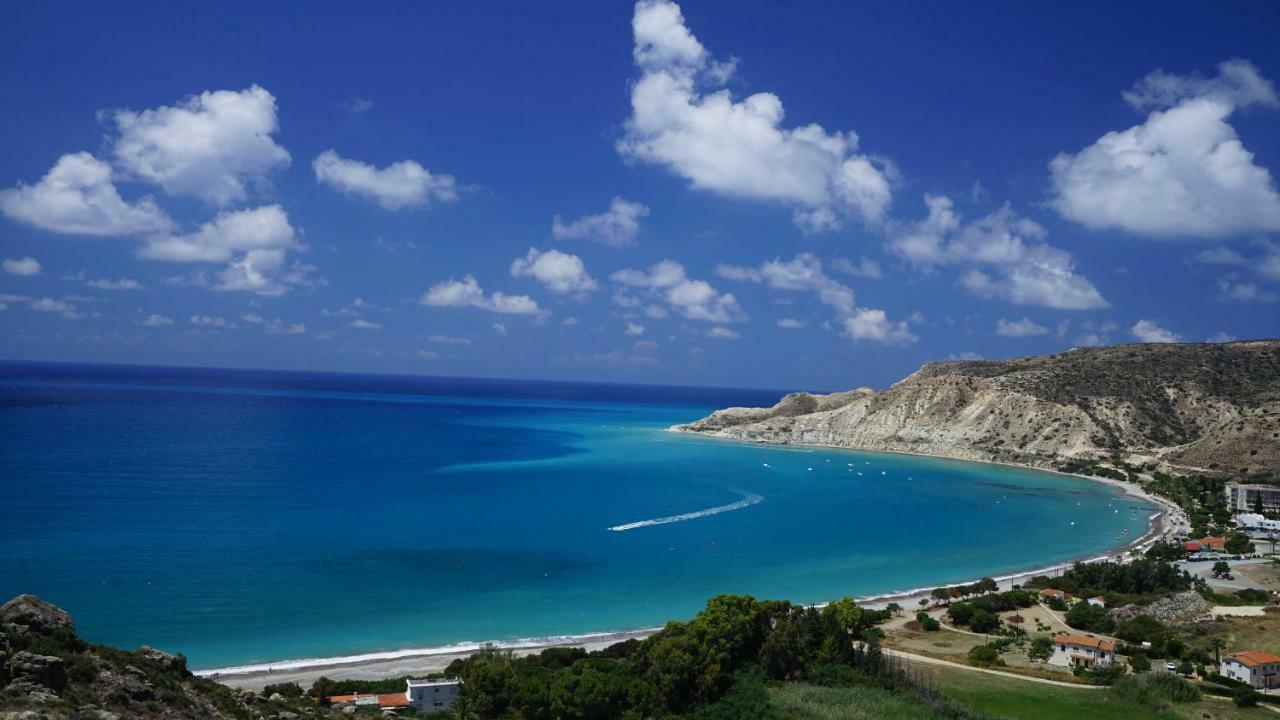 Unforgettable Family Escape - Cliffside Villa With Panoramic Sea Views And Kid-Friendly Private Pool Pissouri Exterior foto