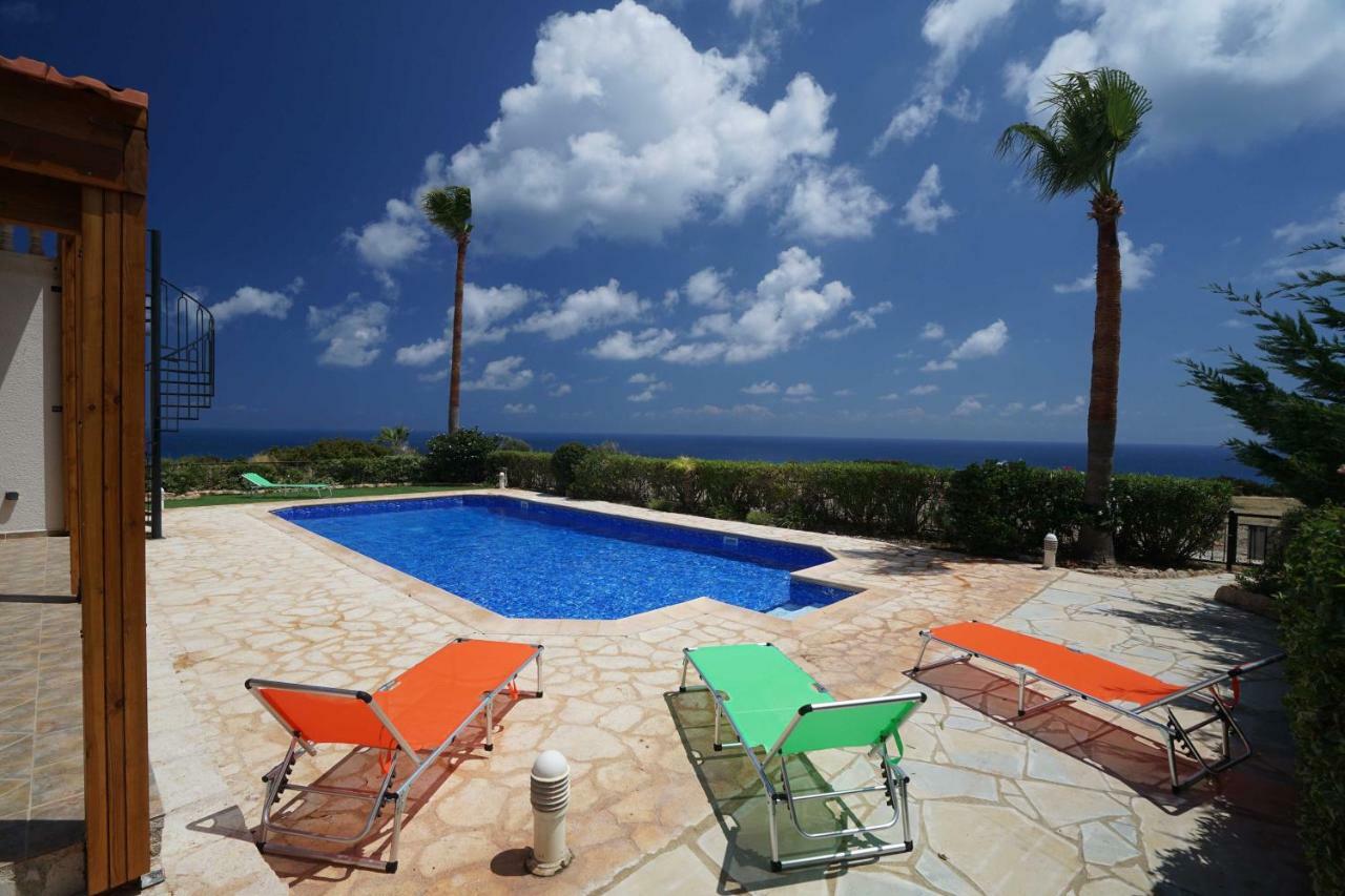 Unforgettable Family Escape - Cliffside Villa With Panoramic Sea Views And Kid-Friendly Private Pool Pissouri Exterior foto